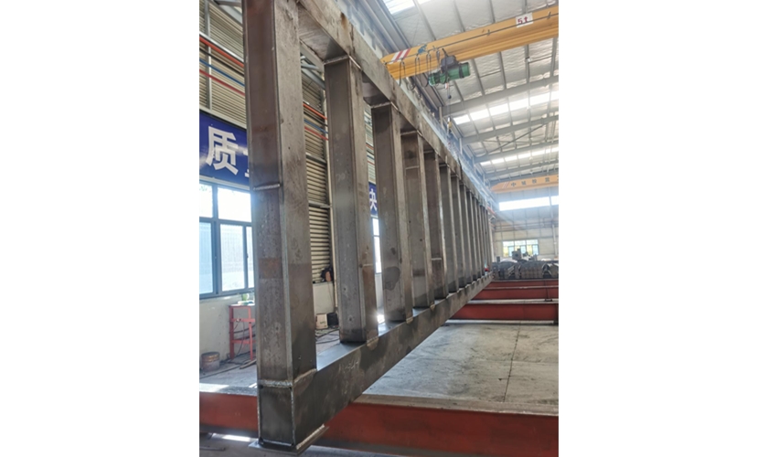 Steel corridor